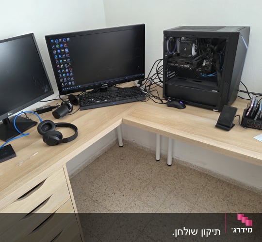 הרכבת שולחן עבודה פינתי משרדי ושידת מגירות